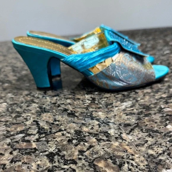 Vogue Turquoise and Gold Embellished Heels EUC 39 - Picture 12 of 16